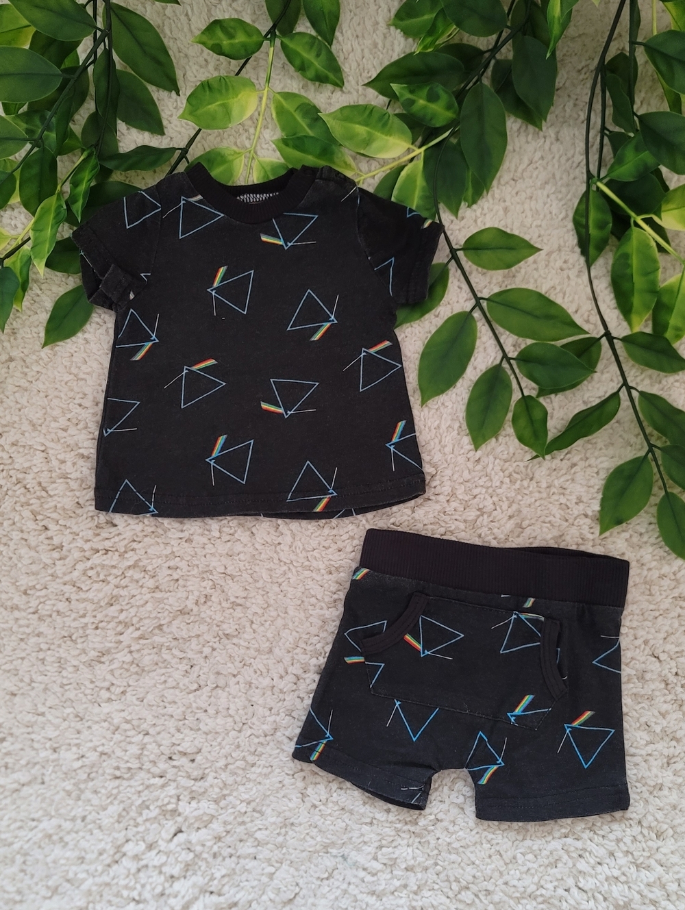 Baby Boy Pink Floyd Outfit (Newborn)